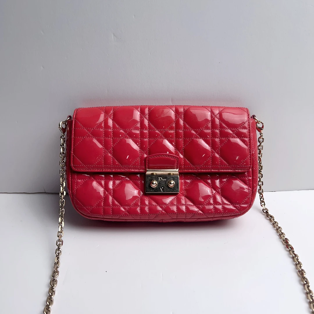 95新 DIOR/迪奥 迪奥粉红色漆皮戴妃链条包
