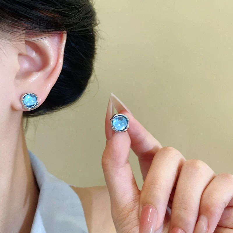 铜合金耳饰 蓝色冰透耳钉女气质甜美耳环小众高级感百搭耳饰E228