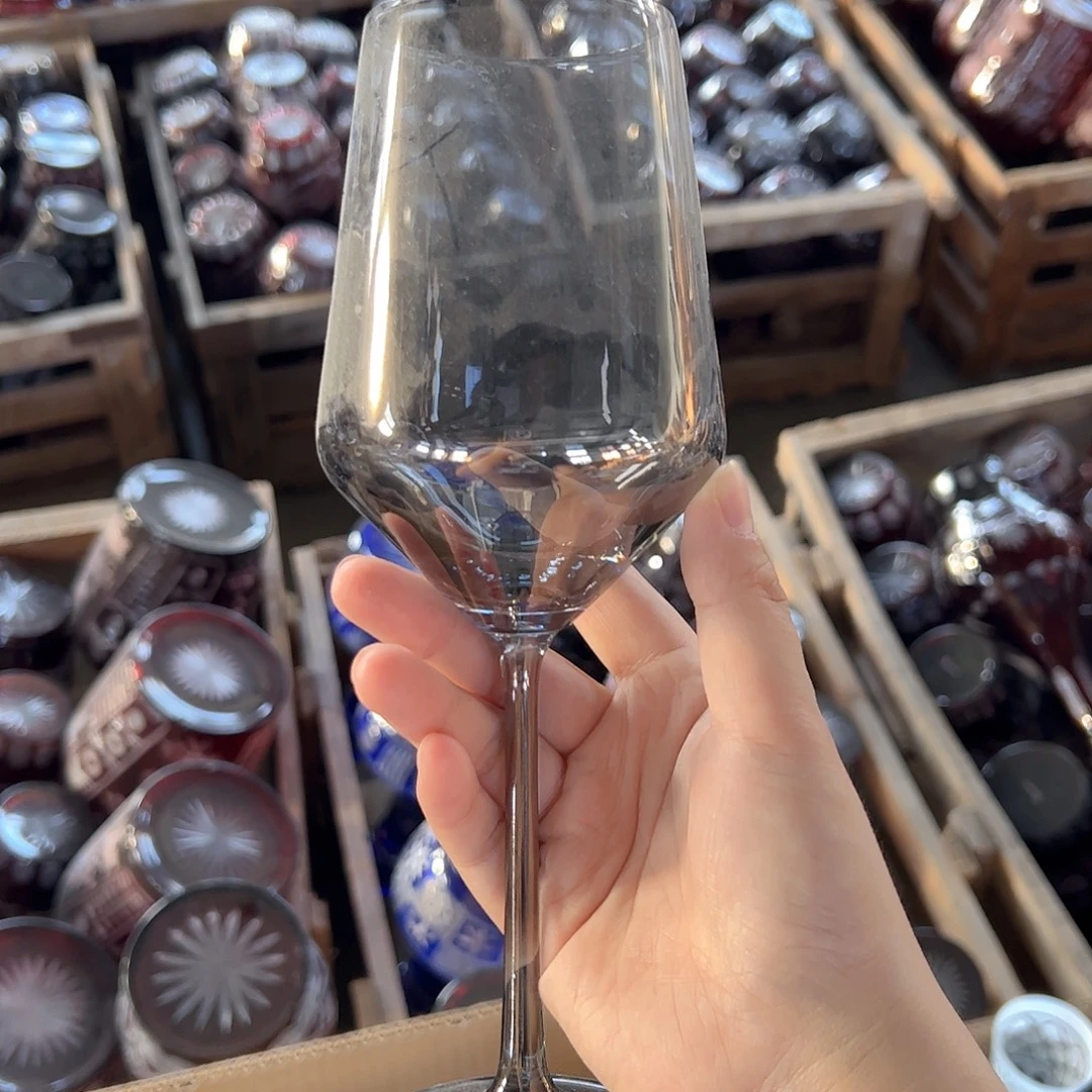 水晶玻璃高脚款微瑕一个