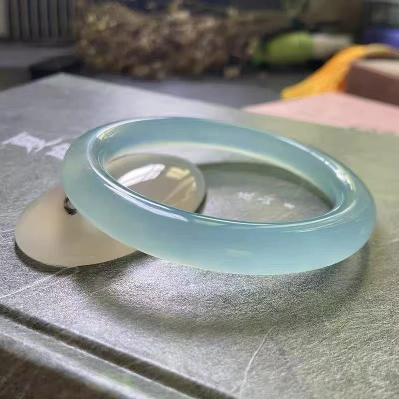 高品质精美高冰时尚圆条手镯