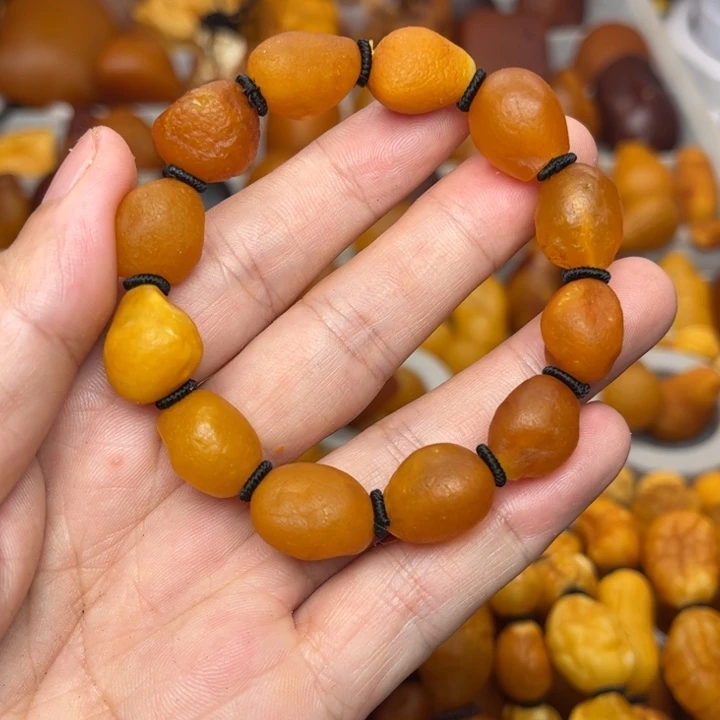 琥珀未镶嵌裸石天然蜜蜡手串