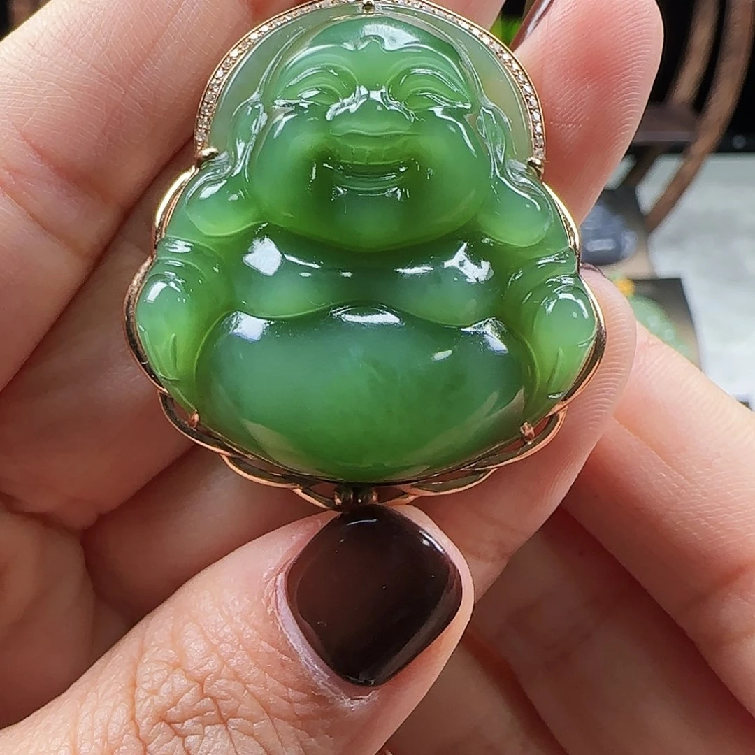 和田玉18K金镶嵌吊坠(赠链)