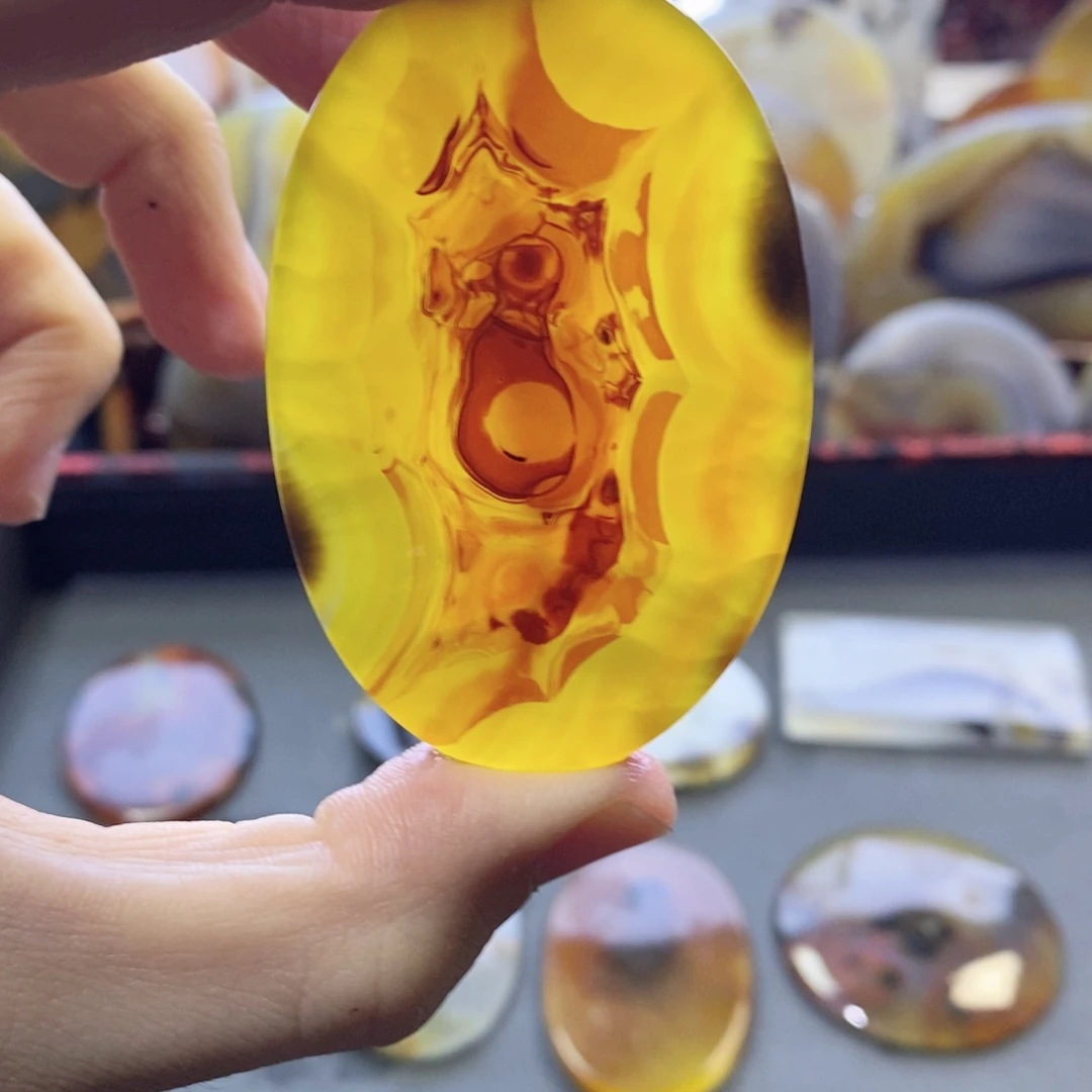 玛瑙/玉髓颈饰未镶嵌