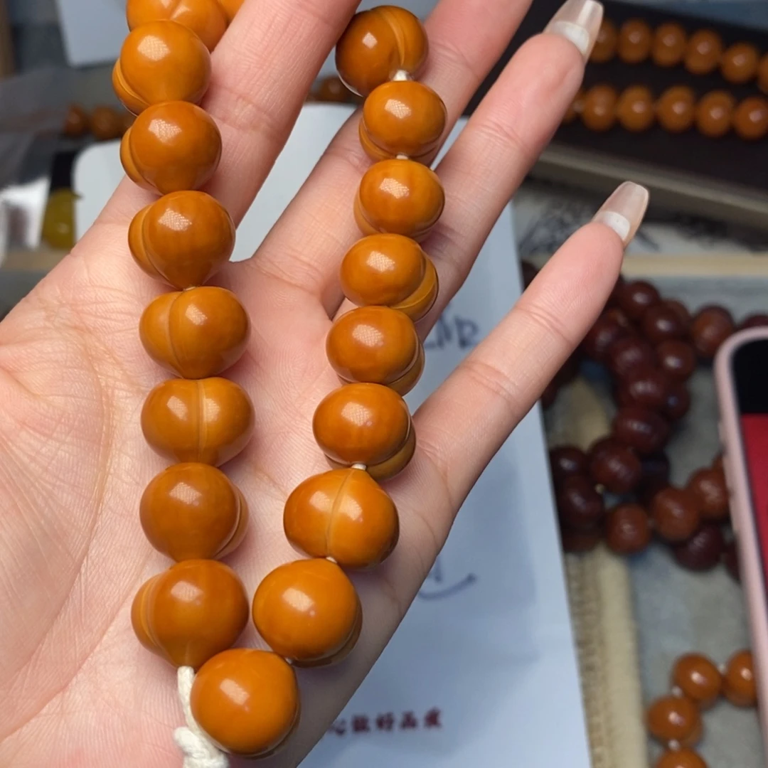 手串猴头核桃高定玻璃底屁桃