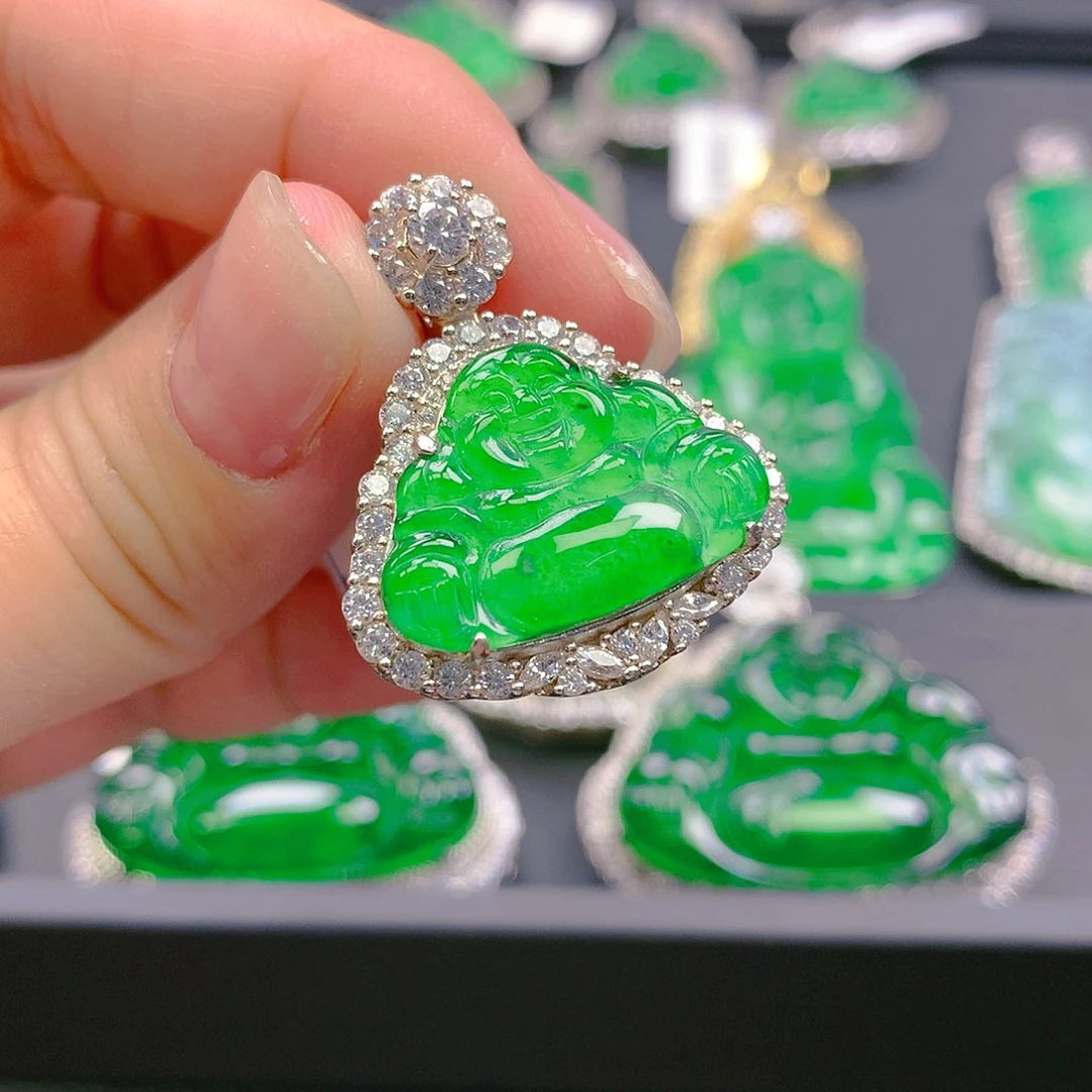 翡翠颈饰银S925镶嵌翡翠