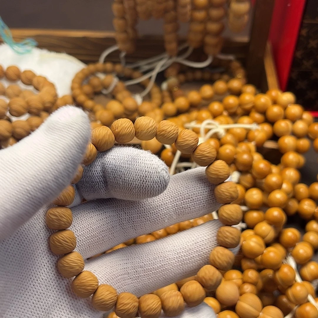 秋***.猴头核桃手串云锦