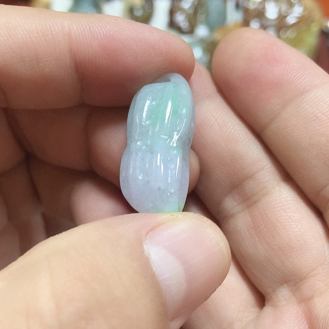 翡翠未镶嵌颈饰翡翠挂件