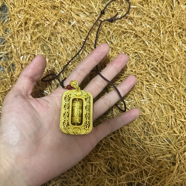 六字真言项链摆件家居摆件饰品摆件现代仿古摆件当代工艺品摆件