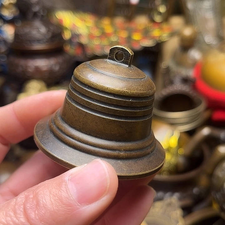精美铜器批发档口