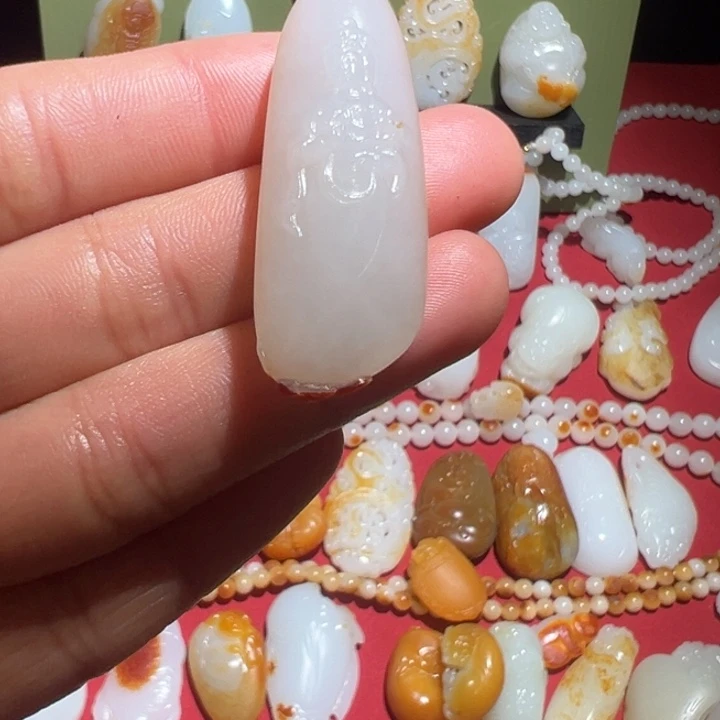 和田玉挂件未镶嵌