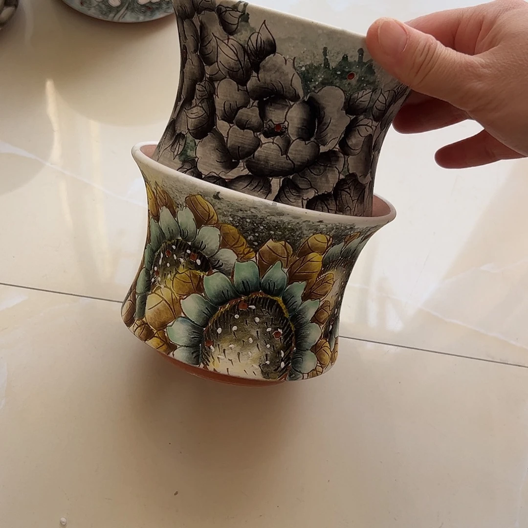 葛****景德镇炫彩手绘陶瓷花盆