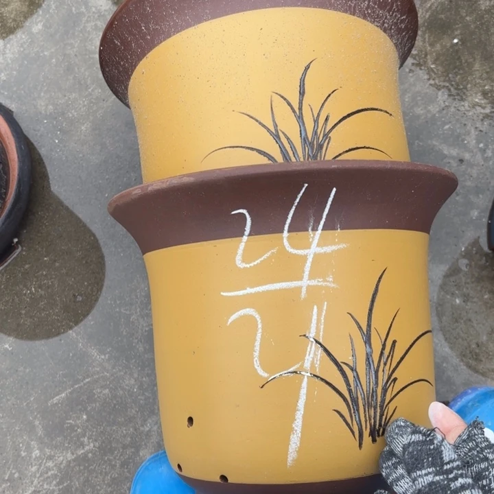 紫砂花盆紫砂的花