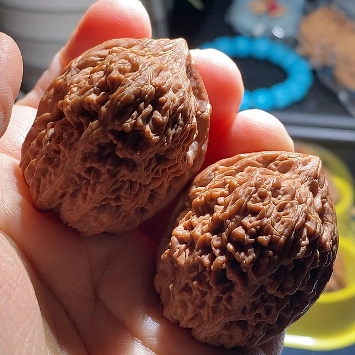 【闪购商品】吊坠文玩核桃C****狼大蒜头