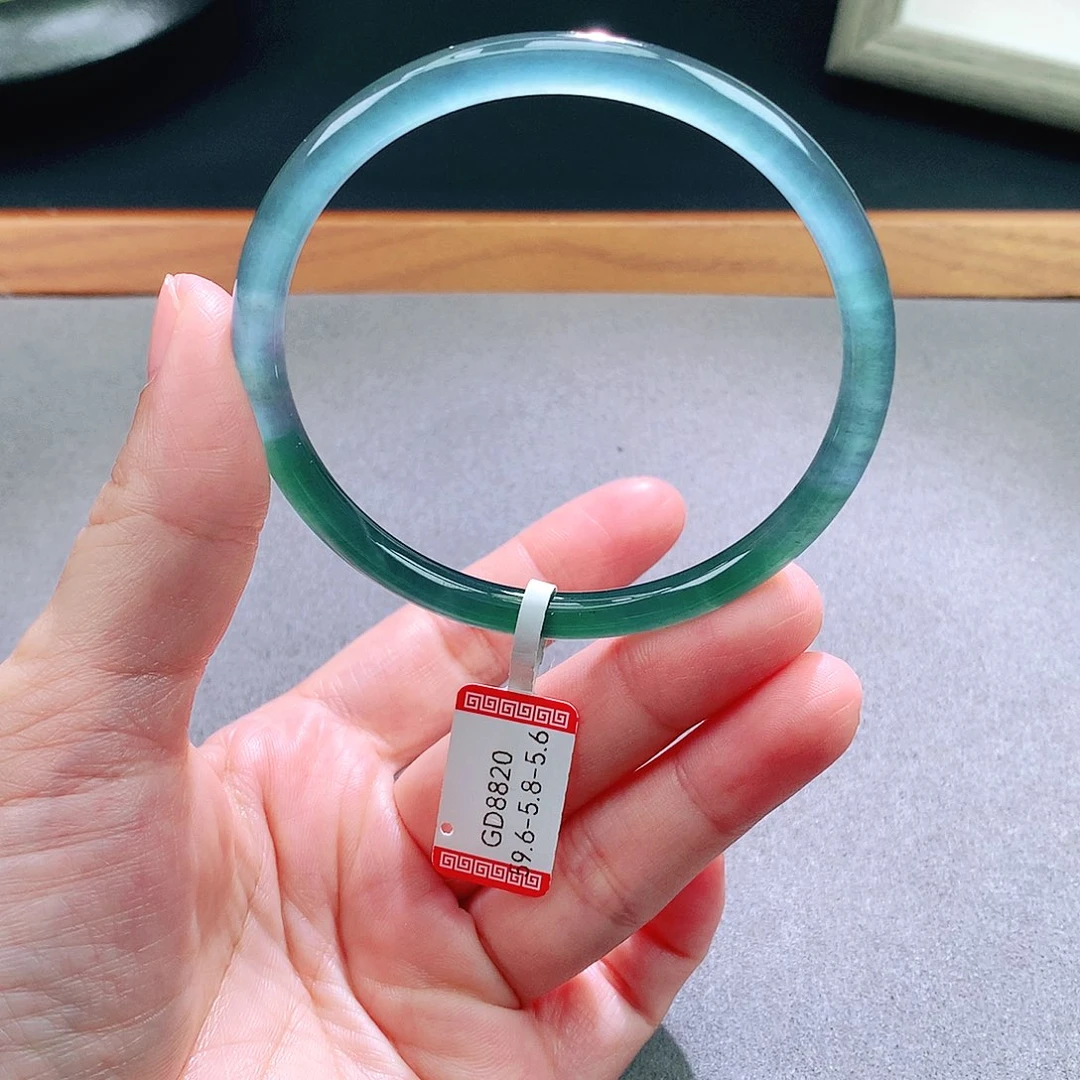 翡翠未镶嵌手镯天然翡翠手镯a货