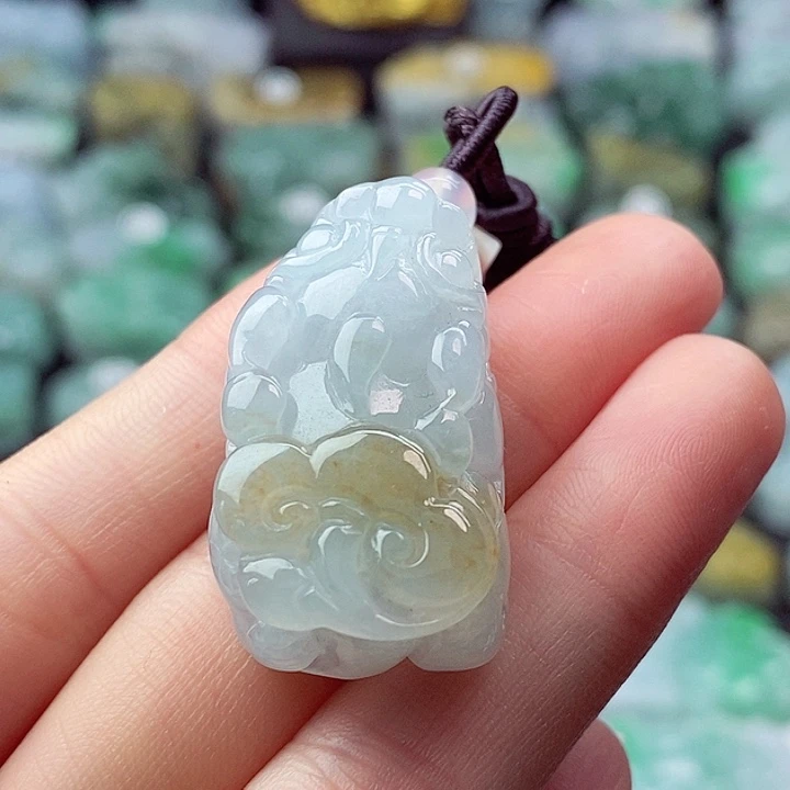 颈饰未镶嵌翡翠天然