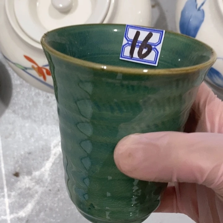 瓷片五厂绿釉闻香杯
