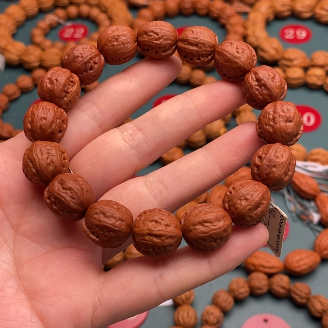 文玩核桃手串15尺寸红皮八棱