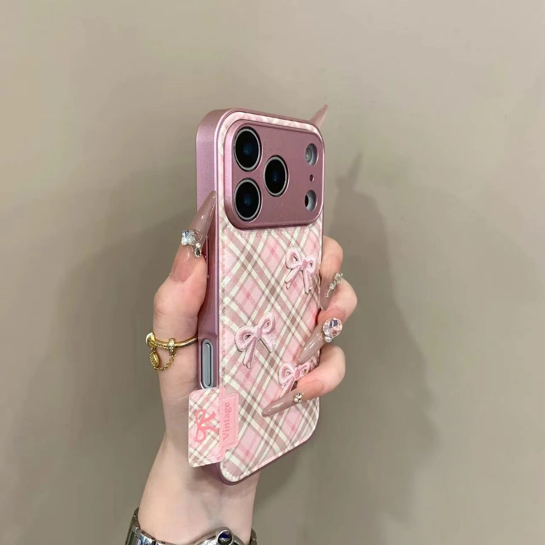 个性标签粉格纹蝴蝶结适用iPhone17pro手机壳16promax清新15/14女