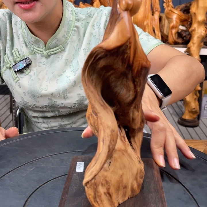 柏木（崖柏）随型摆件