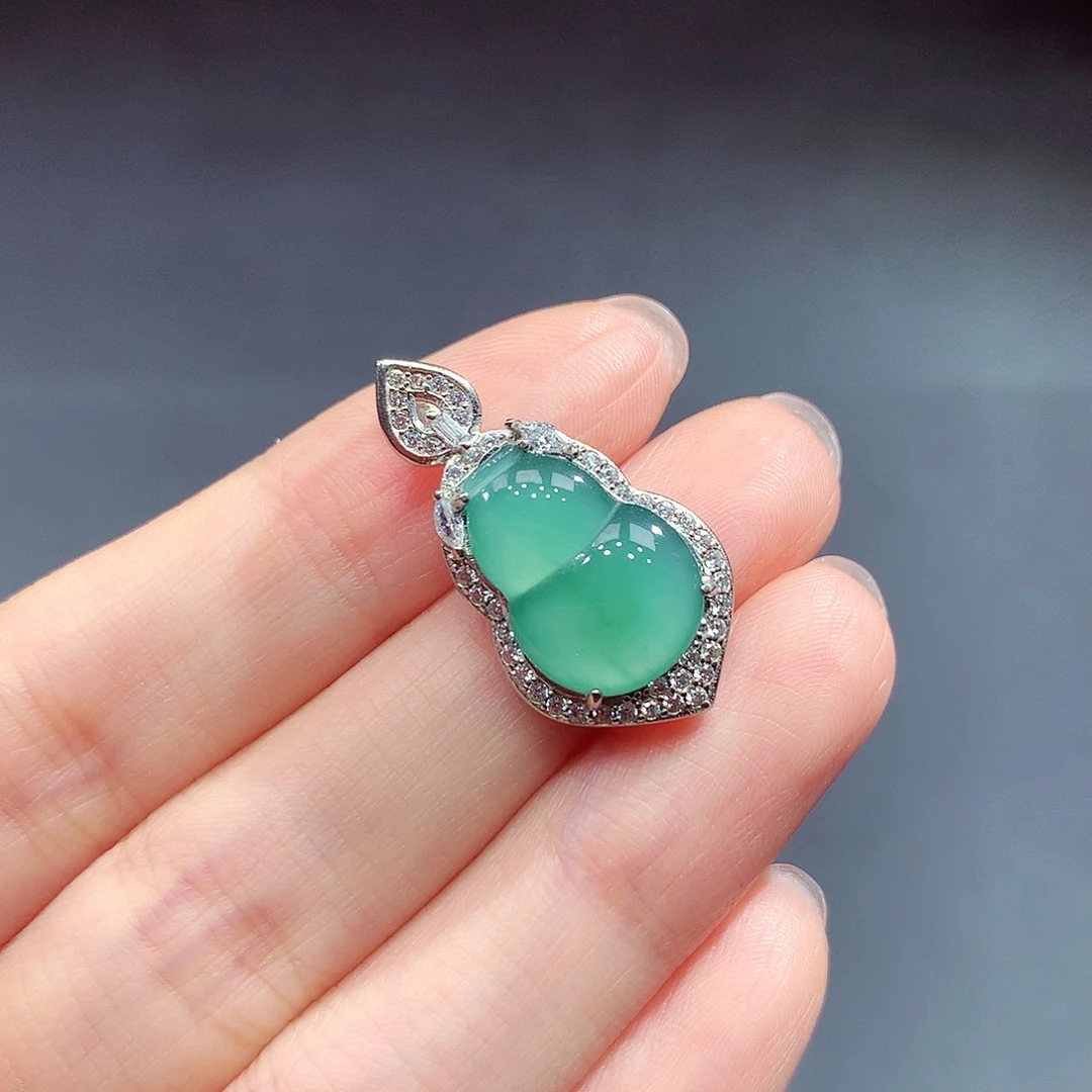 翡翠戒指未镶嵌翡翠