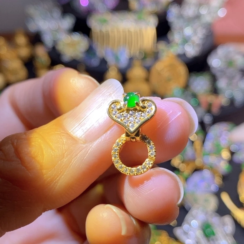 【闪购商品】银S925镶嵌挂件翡翠