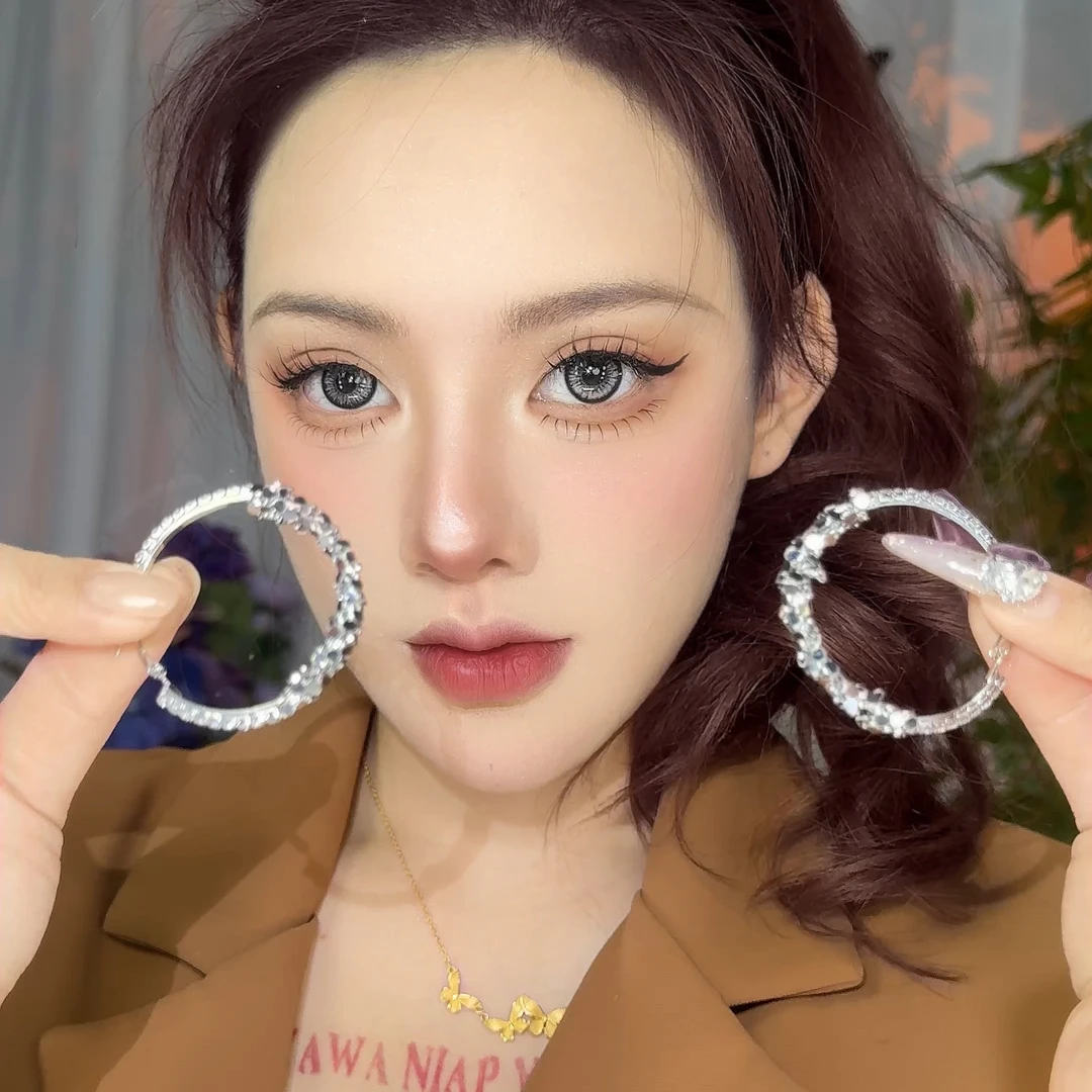 合金耳饰 简约个性设计感圆形耳环时尚气质优雅大气耳圈百搭轻奢