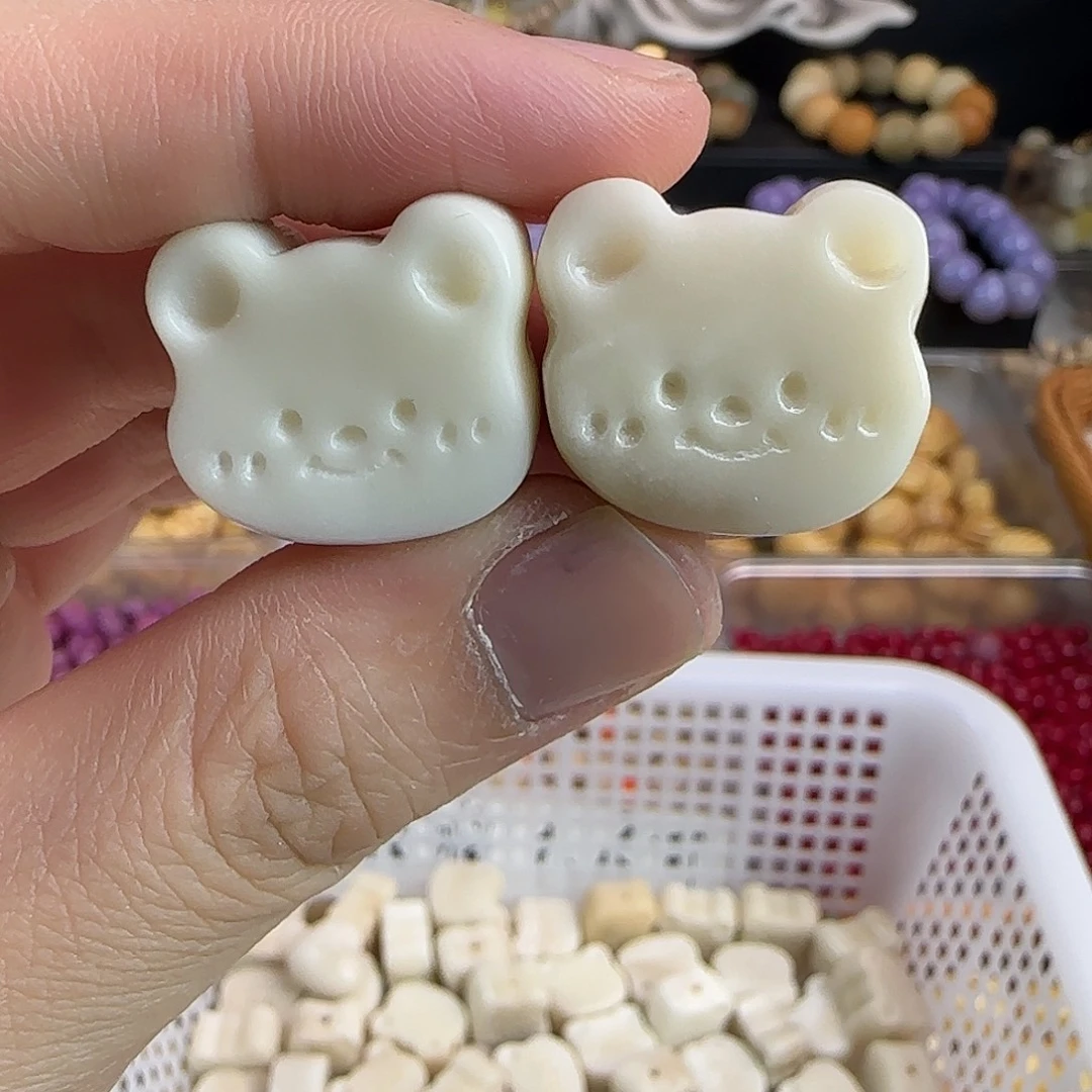 菩提根/象牙果手串微瑕熊头饼6颗