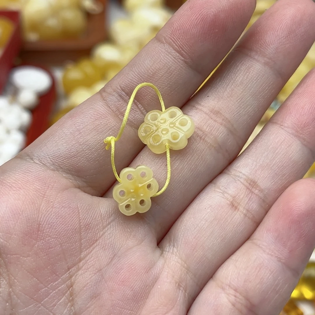 裸石蜜蜡未镶嵌配饰