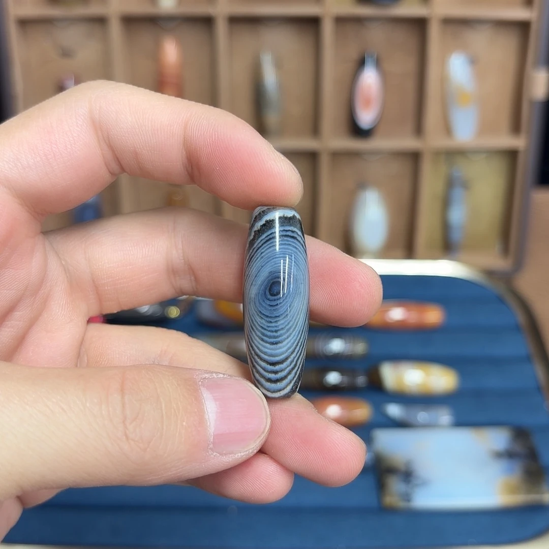 我***道玛瑙/玉髓合金颈饰