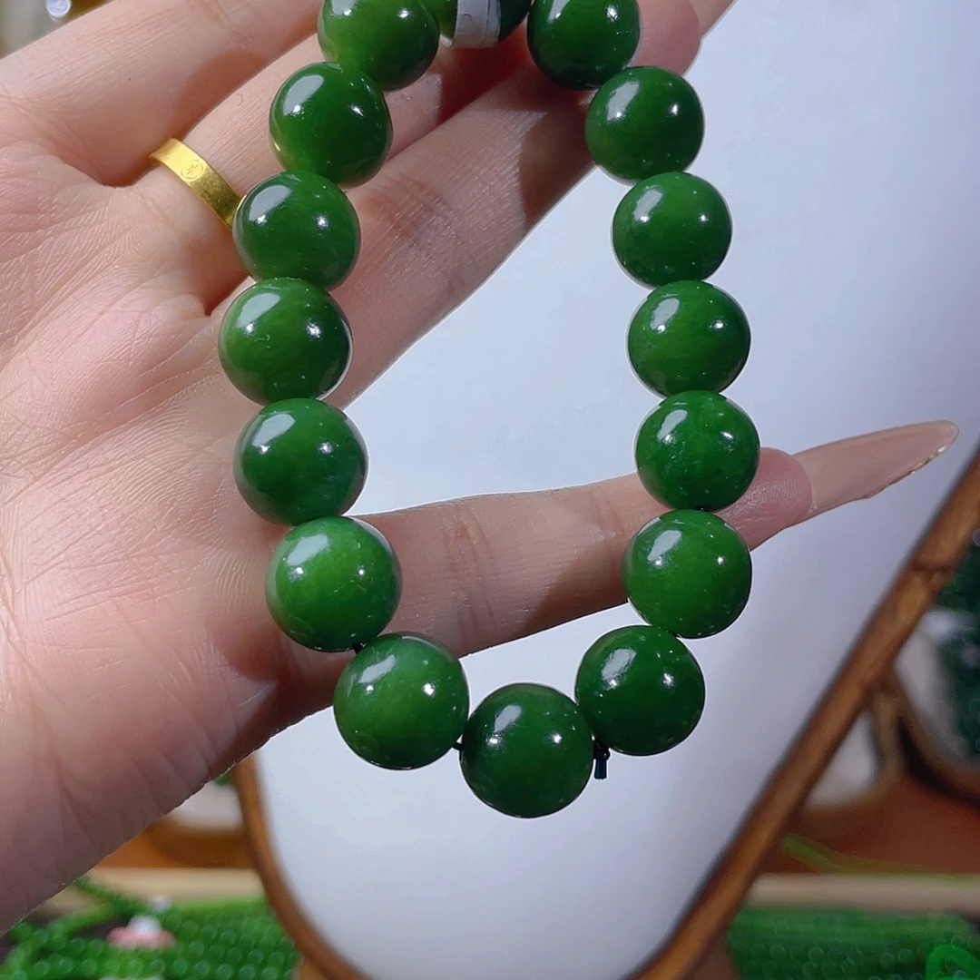 和田玉未镶嵌颈饰12