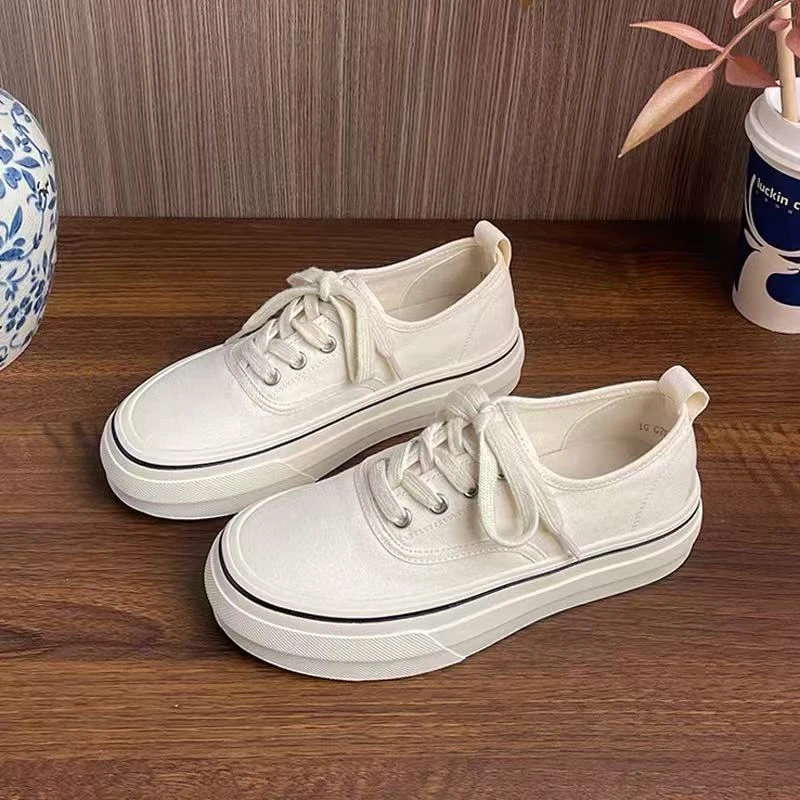 【888】611/811-05/126-8 厚底女夏季薄款透气百搭舒适休闲鞋松糕底