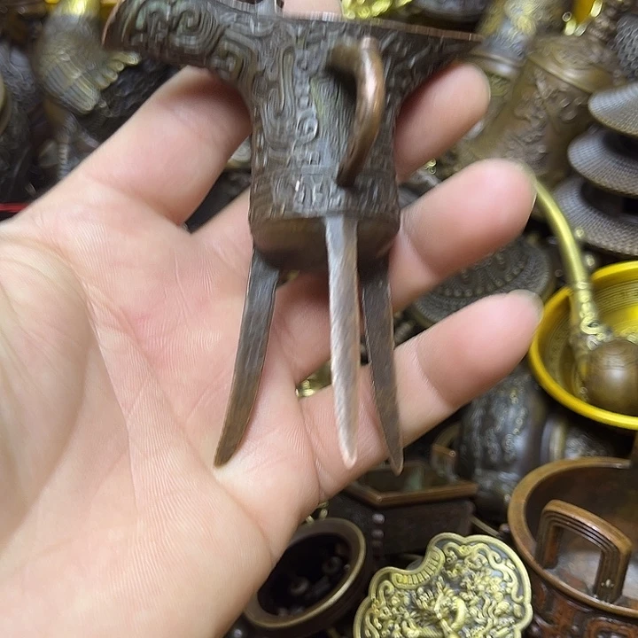 诚信经营精美铜器