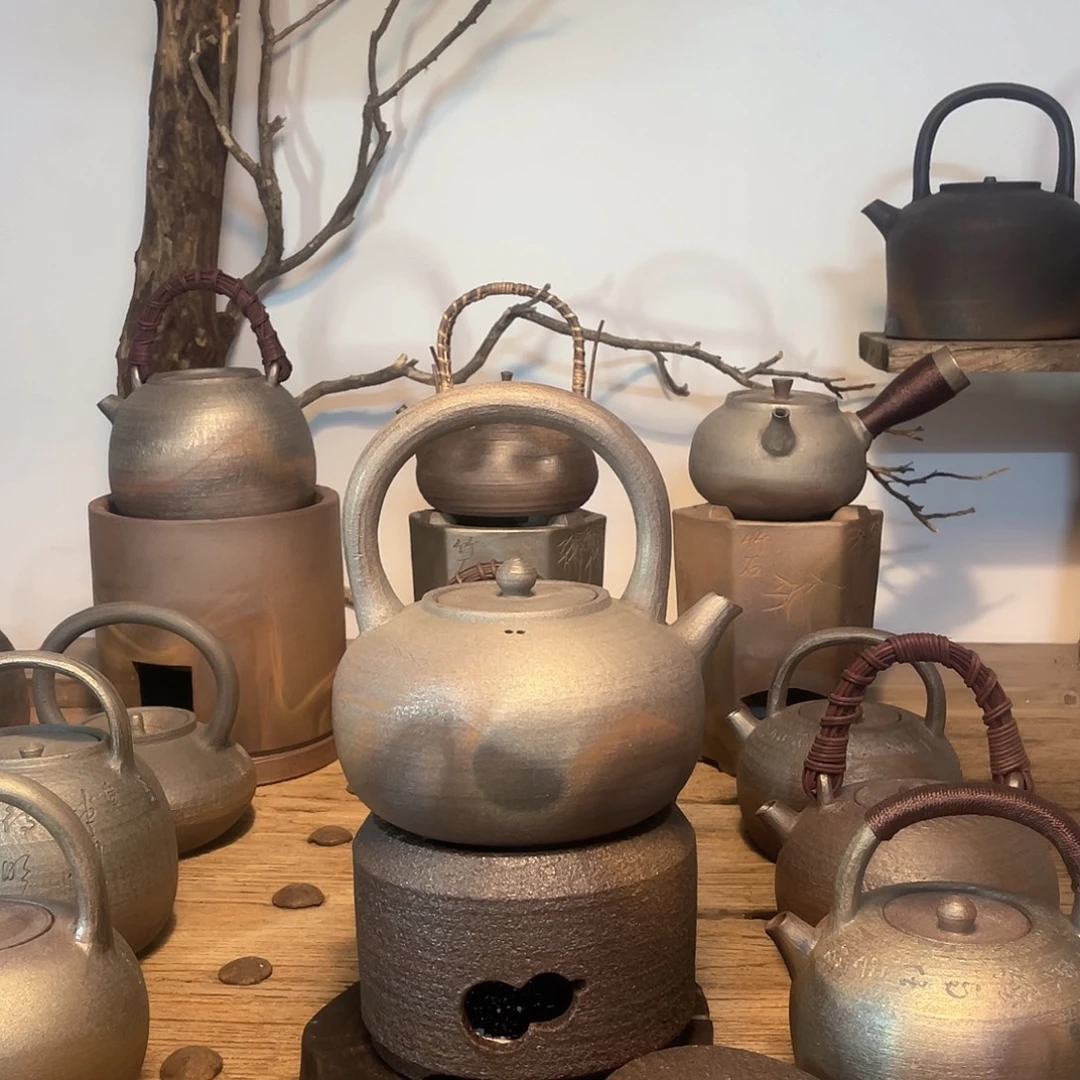 晨***娘1300cc一体提梁无字款