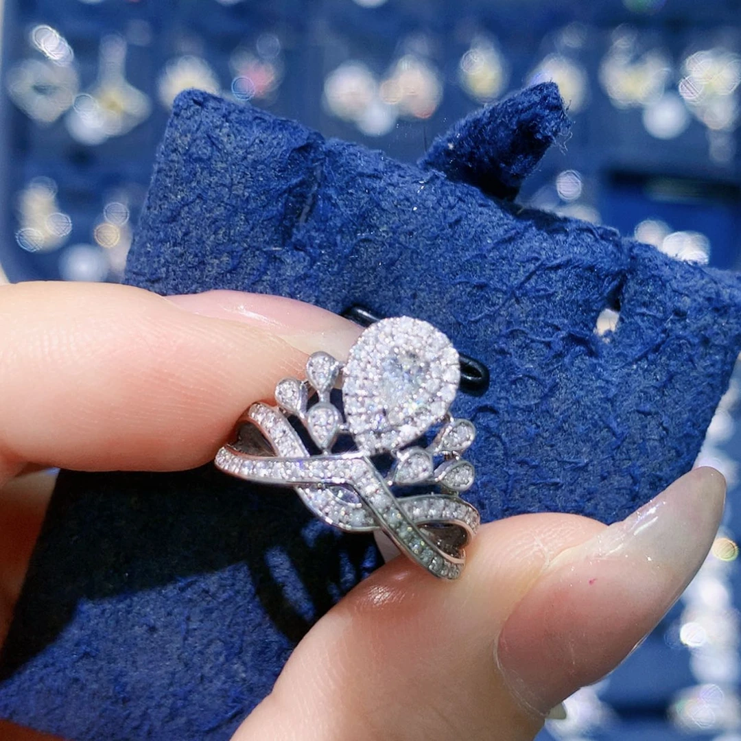 【闪购商品】铂Pt950镶嵌戒指/指环钻石