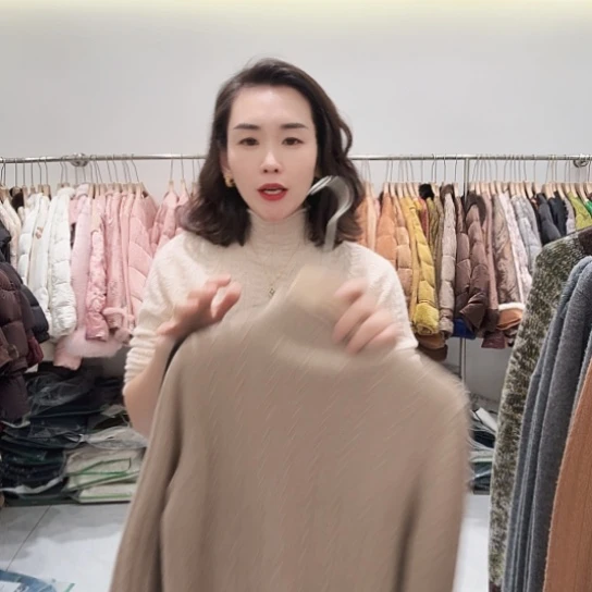 福利款山羊绒衫山羊