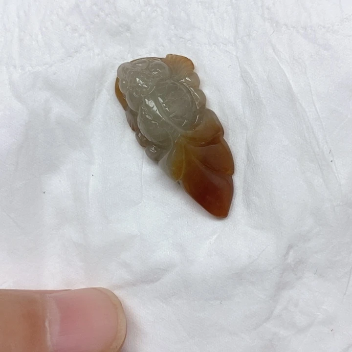 翡翠未镶嵌颈饰87号