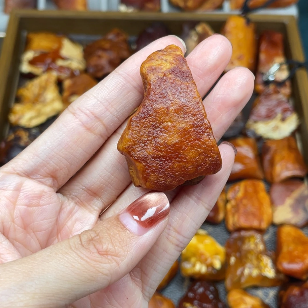 琥珀未镶嵌珠宝奇石
