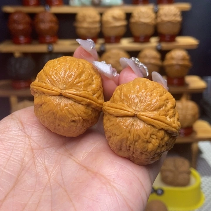 文玩核桃把件蛇皮球27号