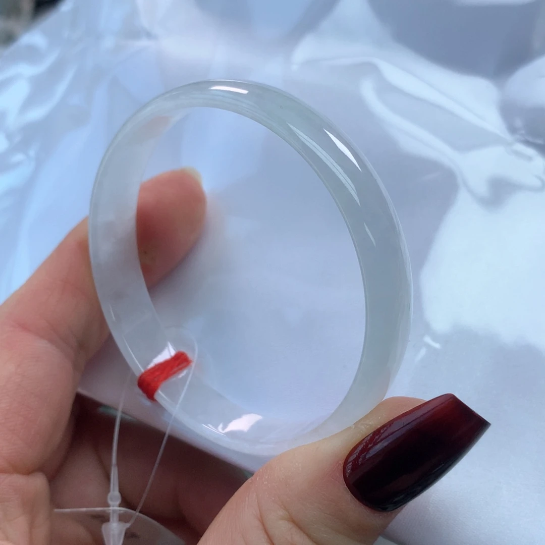 翡翠手镯未镶嵌公主