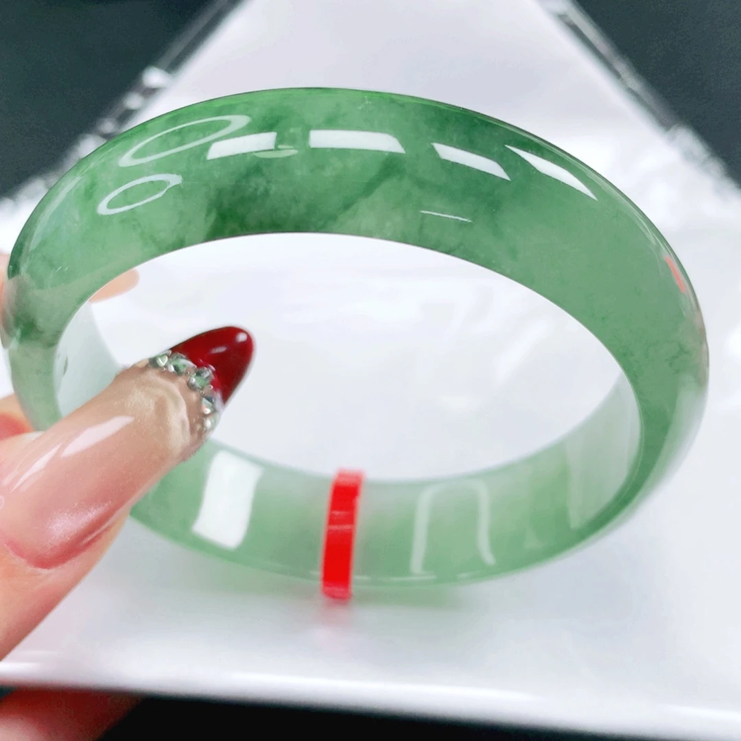 翡翠未镶嵌手镯57