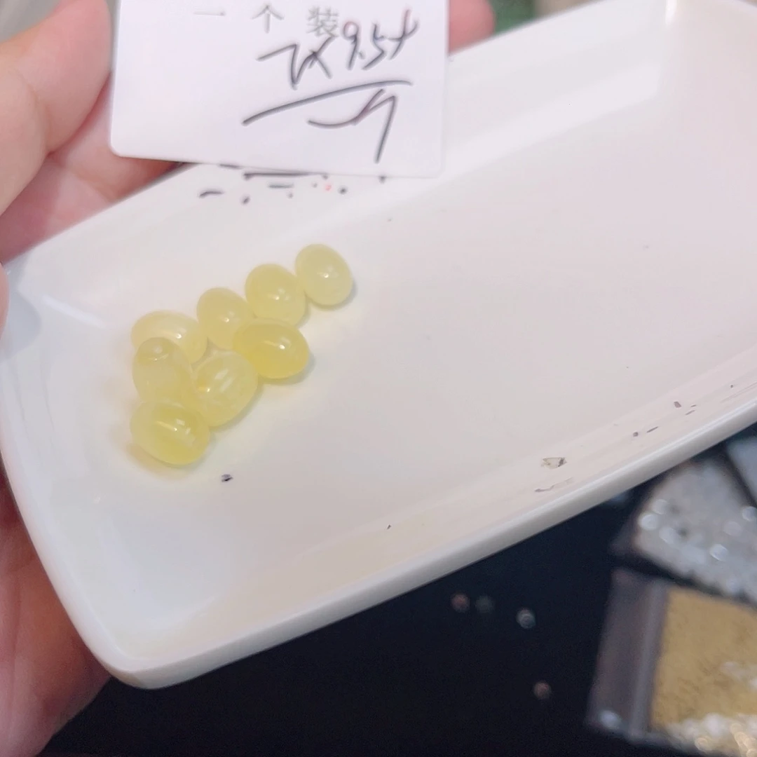 未镶嵌珠宝半成品水晶114 。