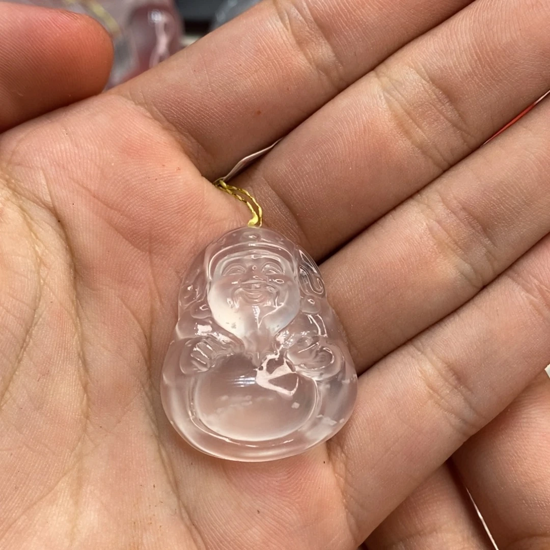 颈饰未镶嵌石英质玉