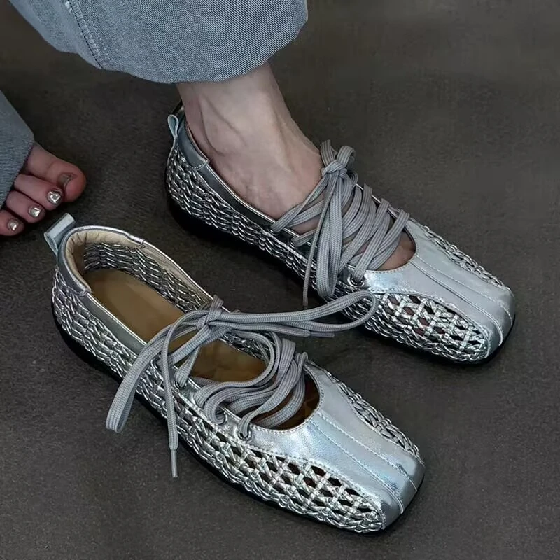 小众复古银色绑带芭蕾舞鞋女2025年新款浅口单鞋玛丽珍鞋