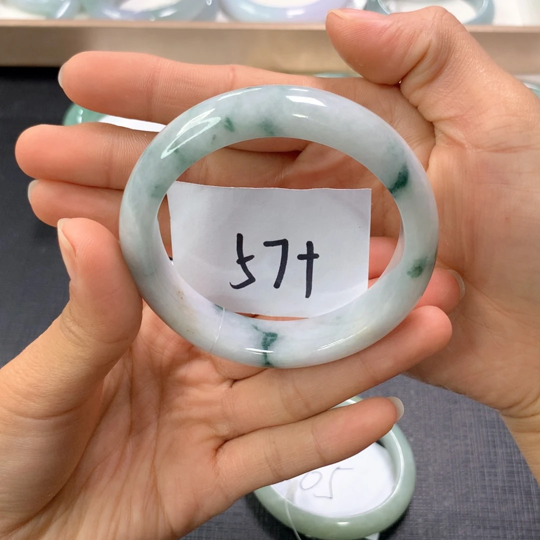 未镶嵌手镯翡翠手镯