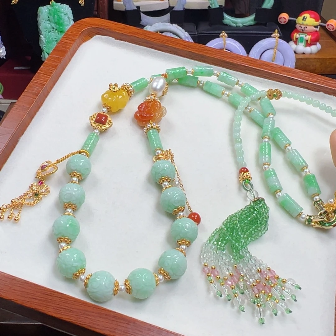 翡翠未镶嵌毛衣链设计款