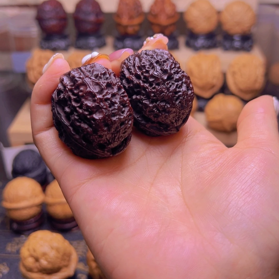 文玩核桃把件地闷H10