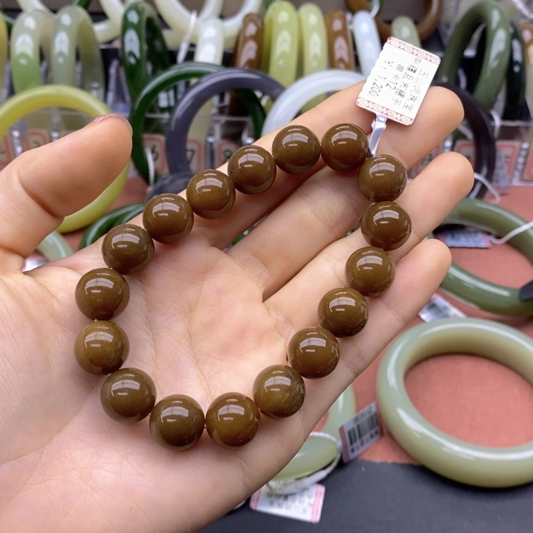 -***成和田玉未镶嵌手串卡12