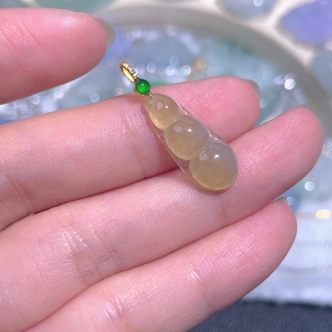 颈饰18K金镶嵌翡翠翡翠