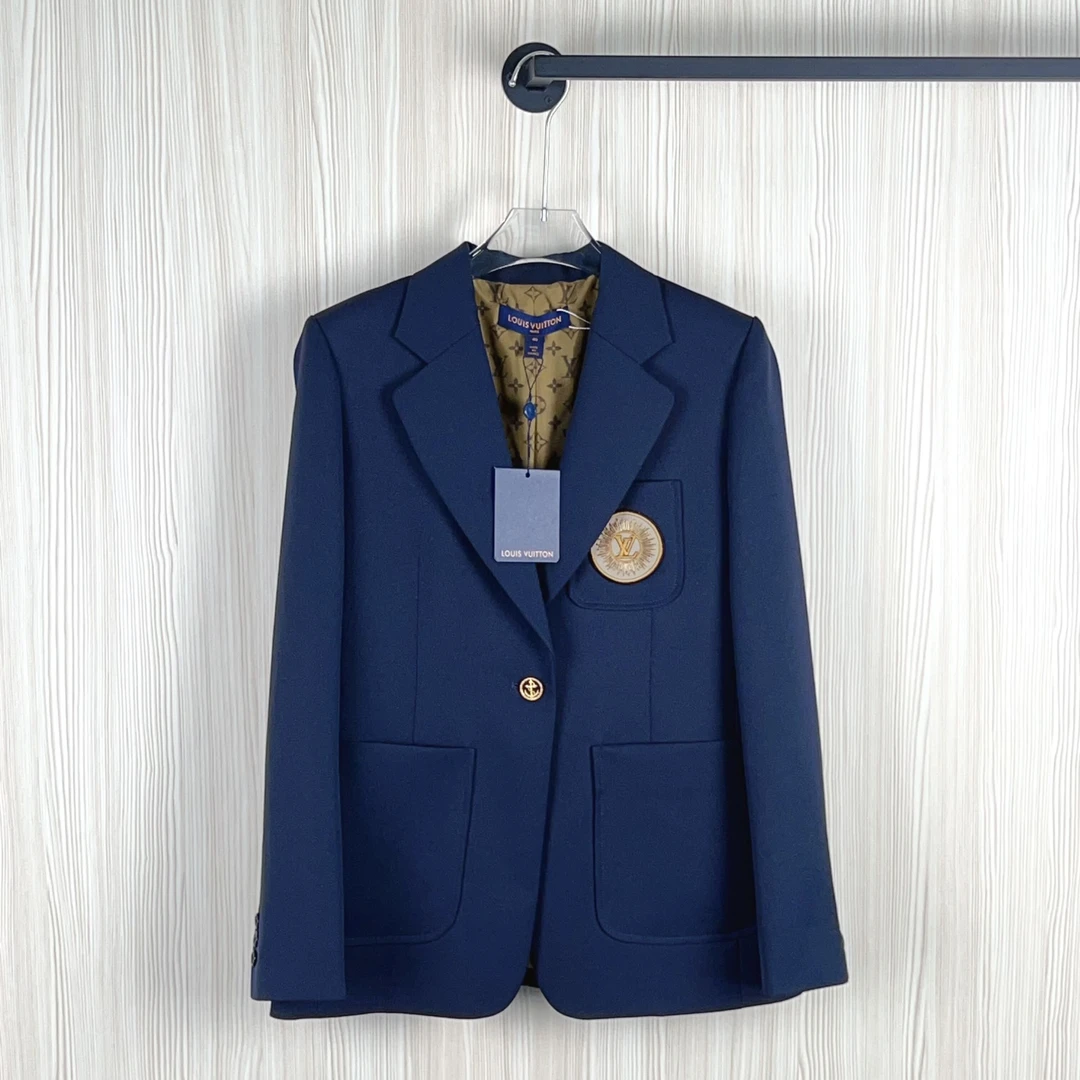 未使用 LouisVuitton/路易威登 外套尺码40成色看直播GSS27142
