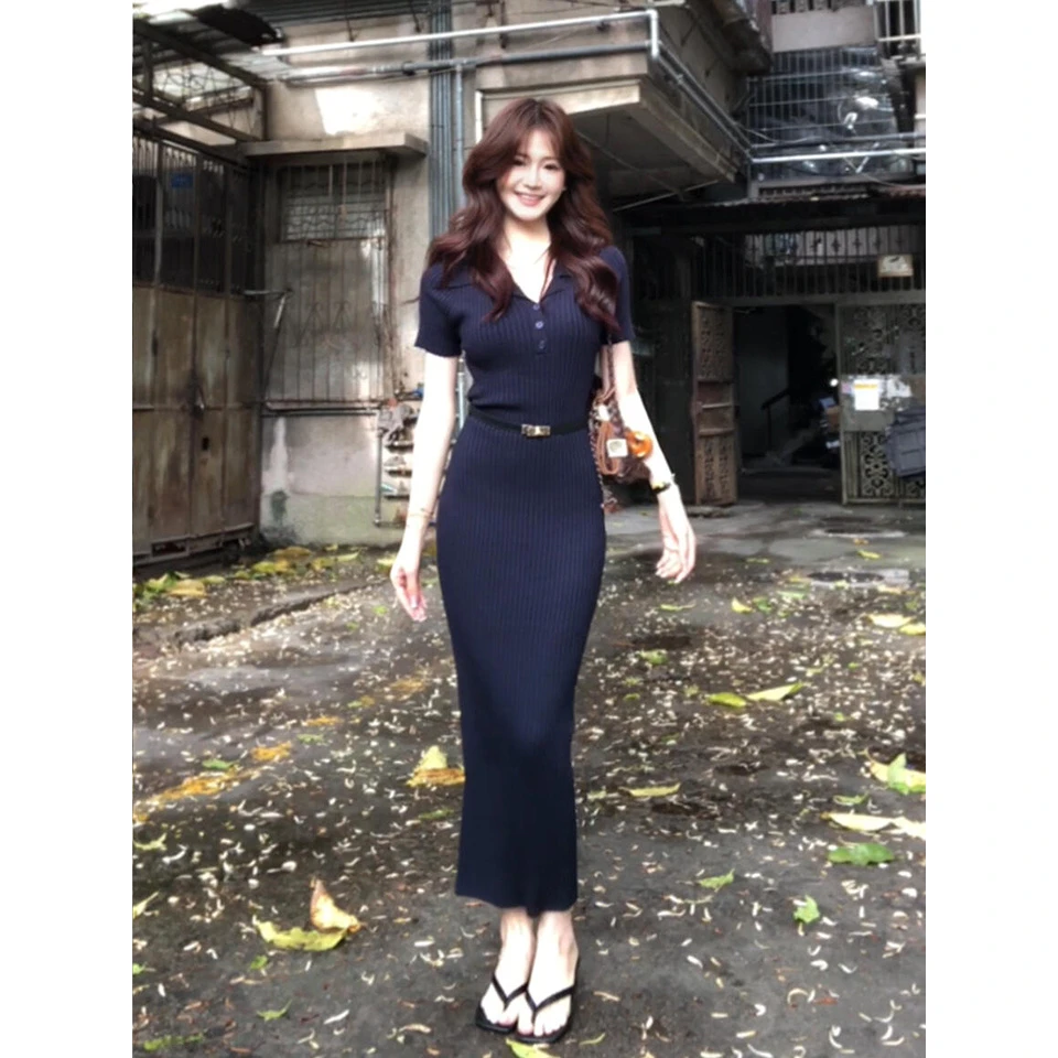 V领法式包臀长裙修身通勤百搭气质高级感御姐无袖收腰连衣裙女士